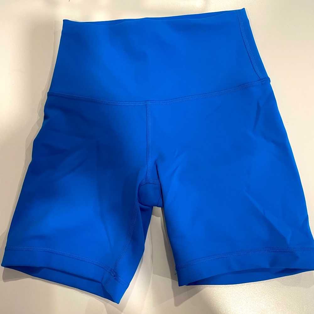 Lululemon Wunder Train High-Rise Short 6”